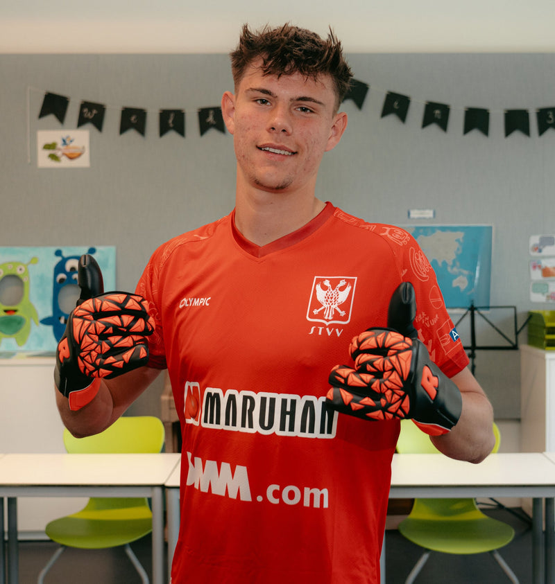 Officieel STVV GK away 2024-2025