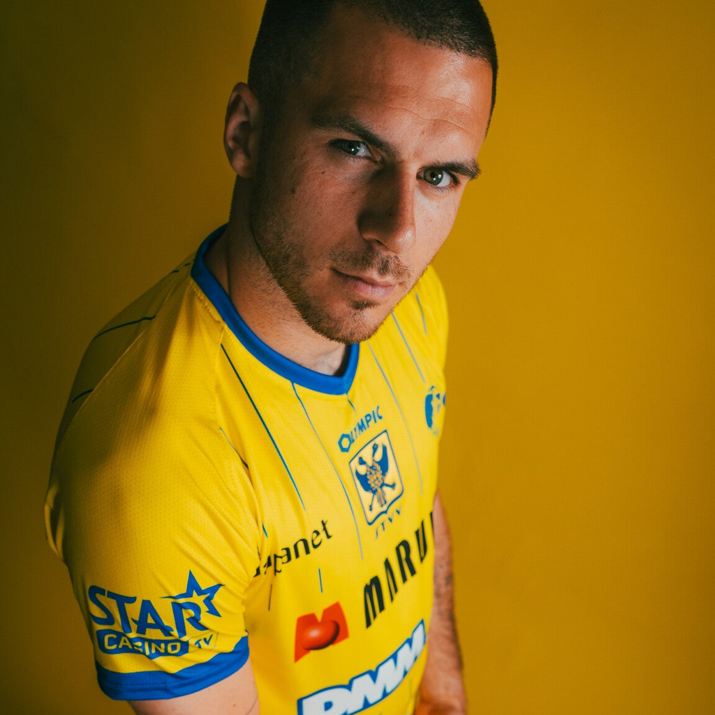 STVV Home shirt 26/27